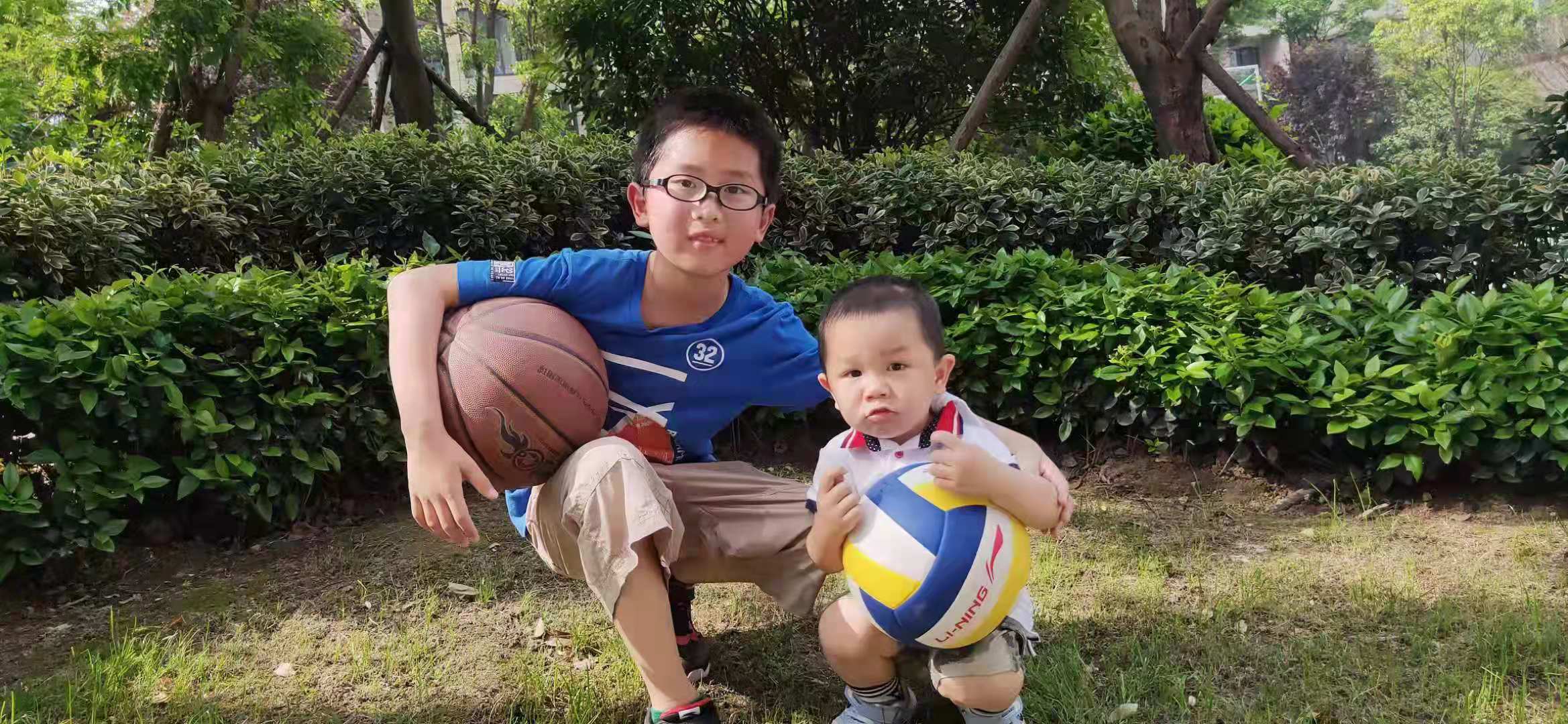 play basketball.jpg